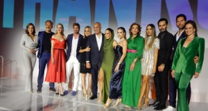 Ronald Day y Karen Barroeta de Telemundo Global Studios con los talentos de varias de sus nuevas producciones. Su screenings fue una fiesta como ‘las de antes’, a todo glamour